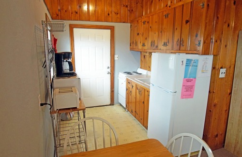 South Nags Head House | SN9017D- Semi-OF! With 3 BRs, Direct Beach Access, Private and Secluded!
