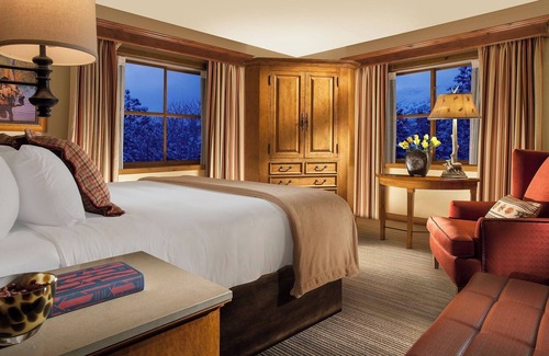 Teton Village Hotel | Snake River Lodge - Amenities at Sister Property