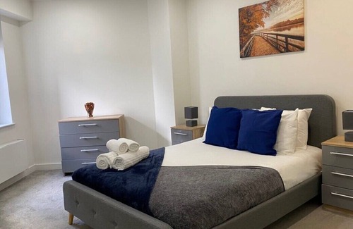 Bedford Apartment | Snapos Apartments - Platform A