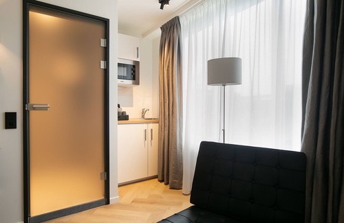 Bolsward Hotel | Snoozz Hotels