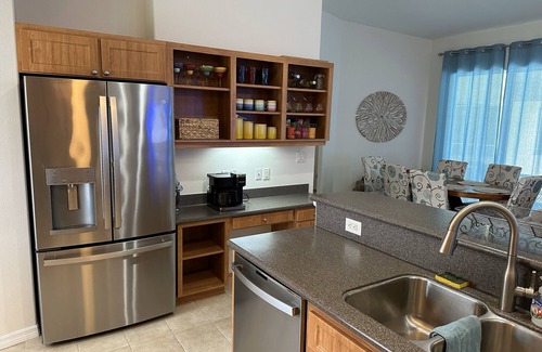 Englewood East House | Snow Birds: Monthly discount for newly updated 3 bedroom, 2 bath pool home.