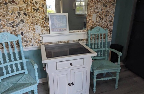 North Carolina Coast Apartment | Snow's Cut Haven, A Quiet Little Spot!