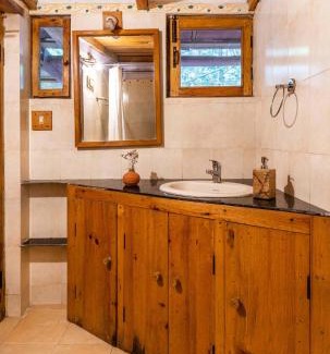 Almora Ski Chalet | Snow View Cottage Kasardevi