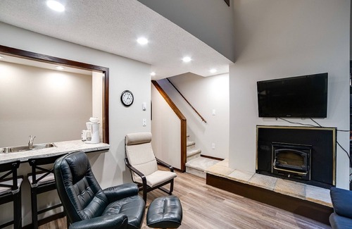 Glacier Apartment | Snowater Condo #Story Condo - Sleeps 4 - Close to Community Amenities!