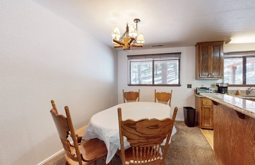 Montgomery Estates House | Snowbird-friendly house near skiing with hot tub & wood-burning fireplace