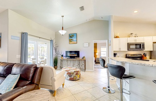 Sebastian Highlands House | Snowbird-friendly home with private pool, central AC, grill, & washer/dryer