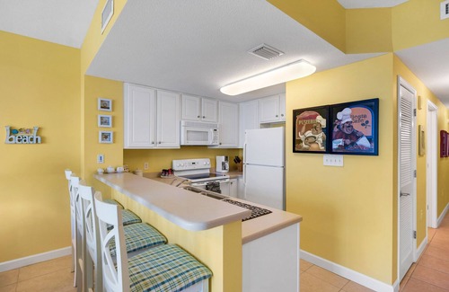 Lower Grand Lagoon Condo | Snowbird Special - 5 Star Beachfront Condo Seychelles Resort Panama City Beach