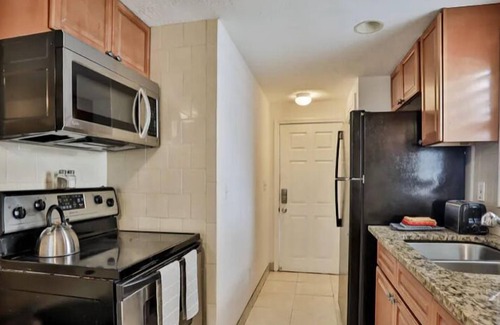 Flagler Beach Condo | Snowbirds 50% -Unit 1-1BR -50 ft Flagler Beach located downtown!-