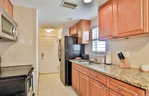 Flagler Beach Condo | Snowbirds 50% -Unit 1-1BR -50 ft Flagler Beach located downtown!-