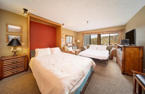 Winter Park House | Snowblaze Condos Building E unit 310 by Stay Winter Park