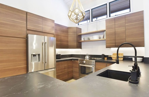 Mammoth Lakes Condo | Snowcreek 460- High End Modern Townhouse, Beautiful Views, On Mammoth Creek