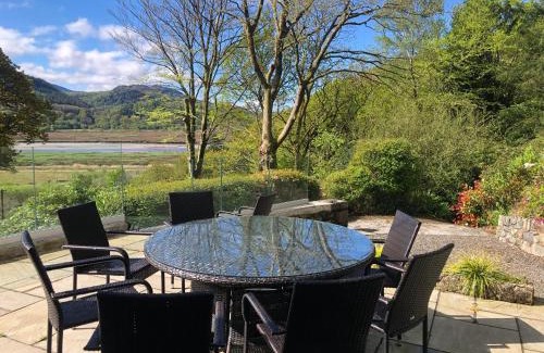 Taicynhaeaf House | Snowdonia Mawddach escape