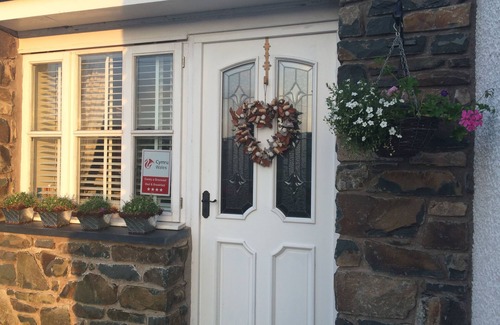 Dolgellau Apartment | Snowdonia Snug