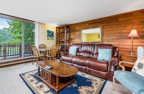 Sugar Mountain Hotel | Snowlake B-09
