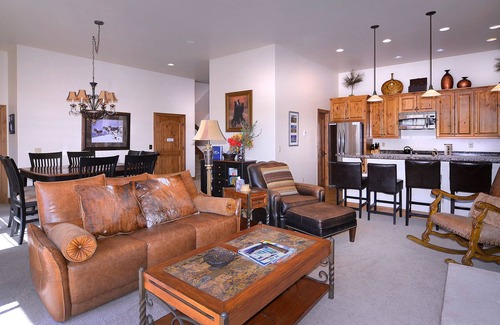 Crested Butte House | Snowmass Villa, Walk to slopes, Hot tub!