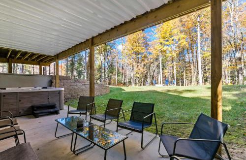 Kendall House | Snug Cabin with Hiking Trail and Private Lake Access