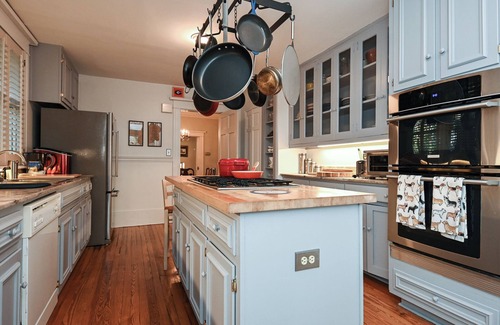 Athens House | Snug retreat in the heart of Athens!