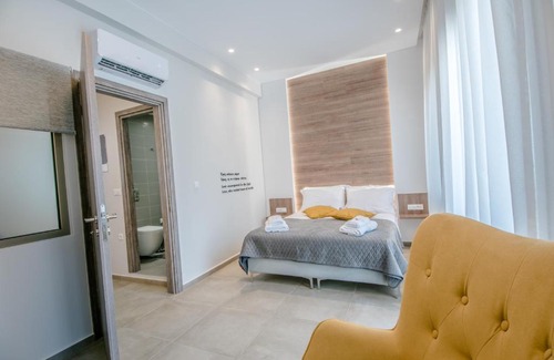 Agios Nikolaos Apartment | So Close!