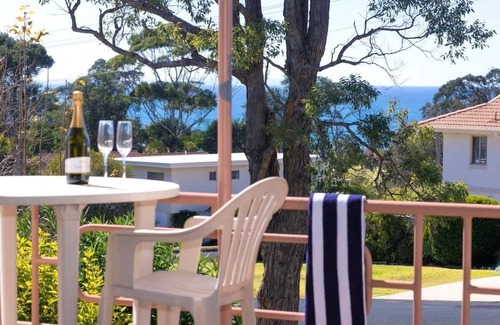 Mollymook House | So Close to the Beach