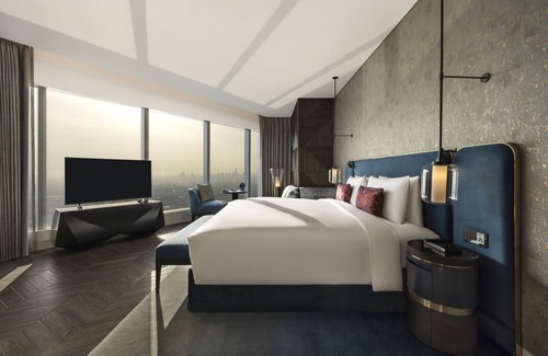 Jumeirah Lake Towers Hotel | SO/Uptown Dubai