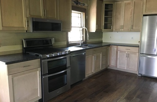 Fairview House | Soak in the View at the Gray Fox