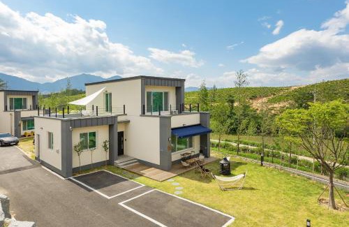 Sokcho House | Soakcho Biroso Spring