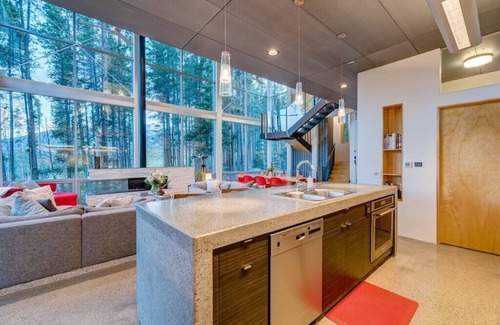 Breckenridge House | Soaring Mountain Views, Hot Tub, Theater, Game Room, Near Town, Hiking, Skiing