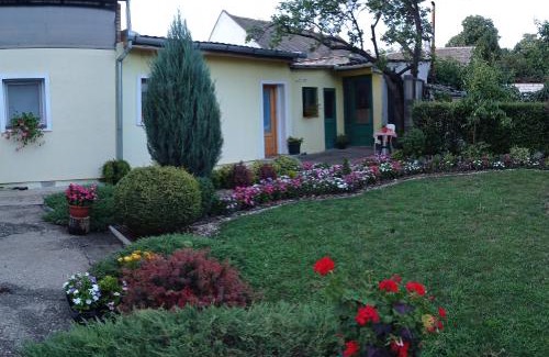 Sombor House | Sobe Ana