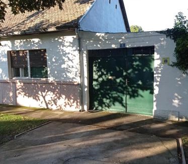 Sombor House | Sobe Ana