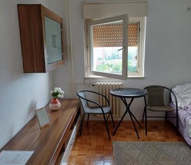 Novi Beograd Apartment | Sobe AURORA Nehruova 82