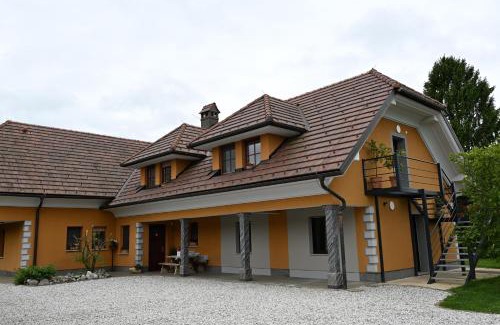 Cerknica Bed & Breakfast | Sobe in apartma Portus