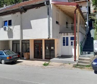 Lukovo House | Sobe za izdavanje Nedeljković