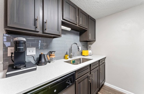 Dawson Apartment | Soco 2BR Corner Suite w Pool King bed Fast Wifi