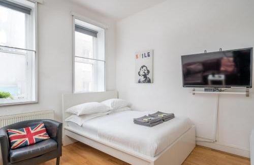 Soho Apartment | Soho Apartment Sleeps 4, Covent Garden & Leicester Square