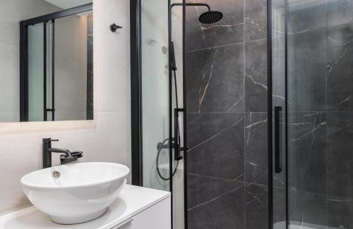 Thessaloniki Apartment | Soho Harbor by halu!