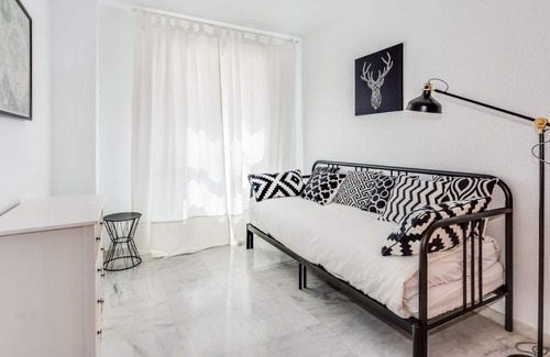 Plaza de Toros Vieja Apartment | Soho Riverside Suite Málaga