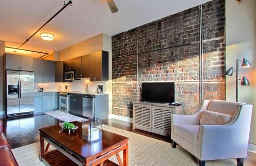 Historic District - North House | Soho Suite