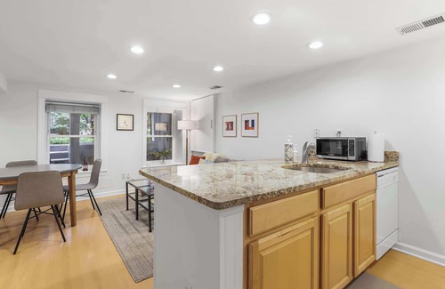 Capitol Hill Apartment | Sojourn Cap. Hill Bliss w/Sunroom & Front Patio
