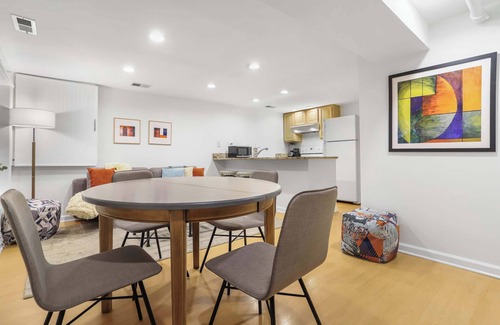 Capitol Hill Apartment | Sojourn Cap. Hill Bliss w/Sunroom & Front Patio