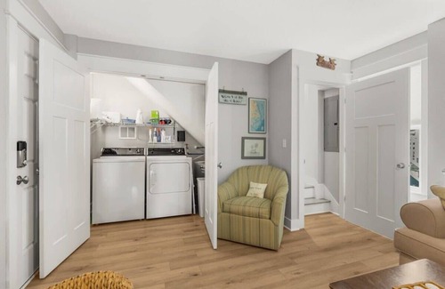Kill Devil Hills House | Sojourn | Chipwrecked | Bikes, Grill, 6 BR