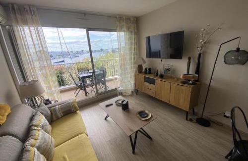 Le Grau-Du-Roi Apartment | Sol-y-Days Santa Maria vue sur les marinas