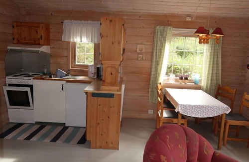 Fjaler House | Solbakken by Interhome
