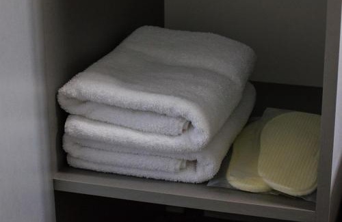 Pozniaky Apartment | Solo Apartment Ahmatovoy