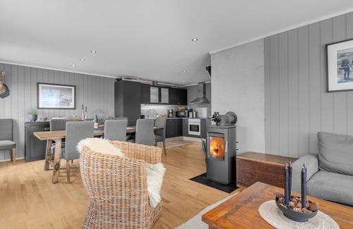 Tjaldal Apartment | Solutsikten by Interhome
