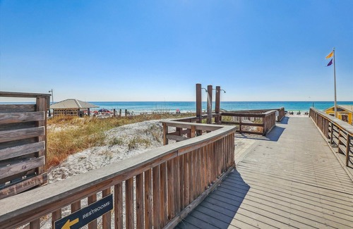 Sandestin House | Something Better @ Beachwalk Villas | Lake Views | Near Beach & Pool | Pet Friendly | Fun Pass