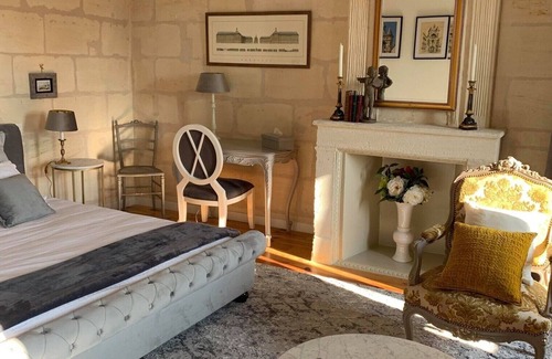 Lugon-et-l'ile-du-Carney Bed & Breakfast | Sommet Clos les arbories House 4 bedrooms, fully equipped kitchen, swimming pool