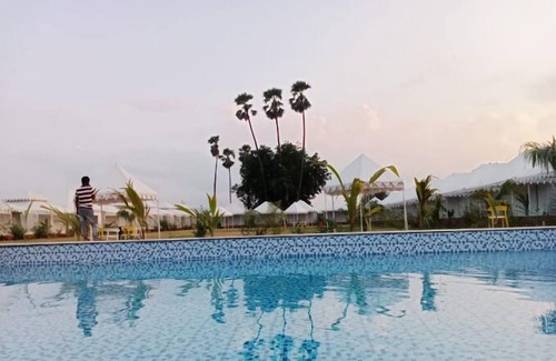 Rajpipla Resort | Somnath Inn