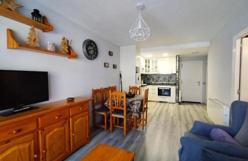 Canfranc-Estacion Apartment | Somport bienvenidos a Canfranc Family