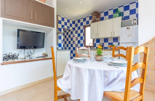 Maria de la Salut Villa | Son Monjo - Villa With Private Pool. Free Wifi