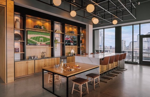 Warehouse District Apartment | Sonder at North Loop Green | One-Bedroom Apartment w/City View